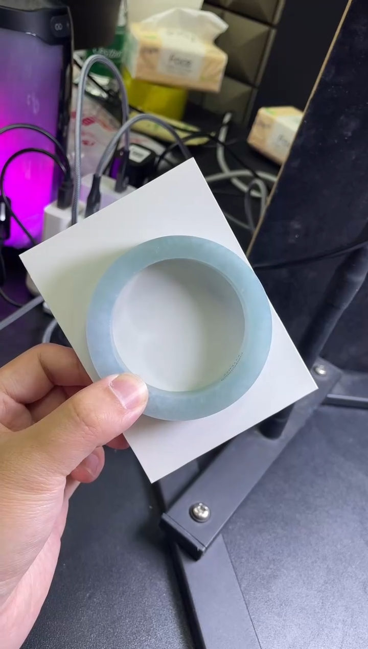 未镶嵌手镯定制翡翠灿**空定制