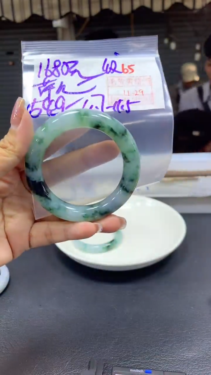 未镶嵌定制翡翠萍****工毛货需精细抛光+拍一发一+65