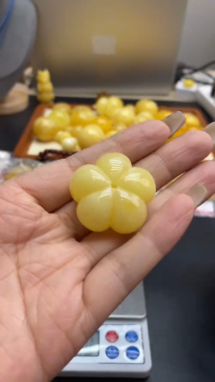 琥珀未镶嵌珠宝奇石345