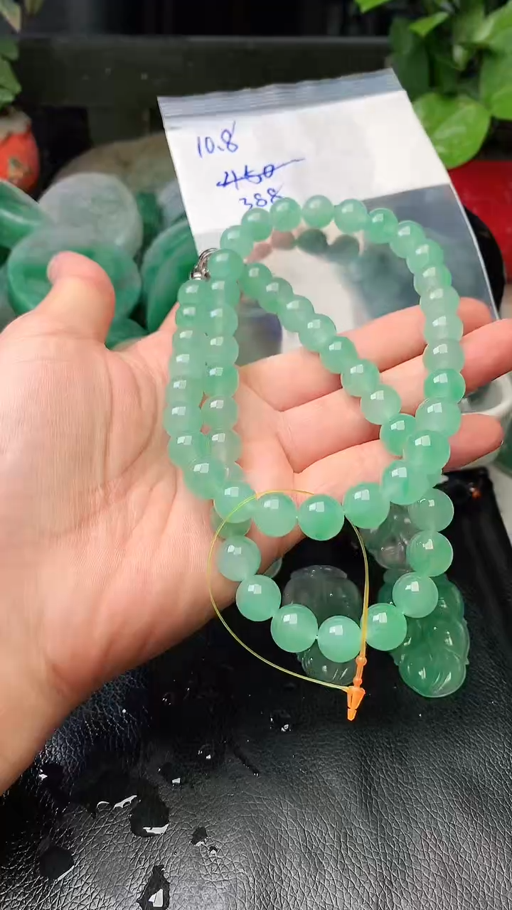 定制石英质玉（非洲翠）项链10.8mm