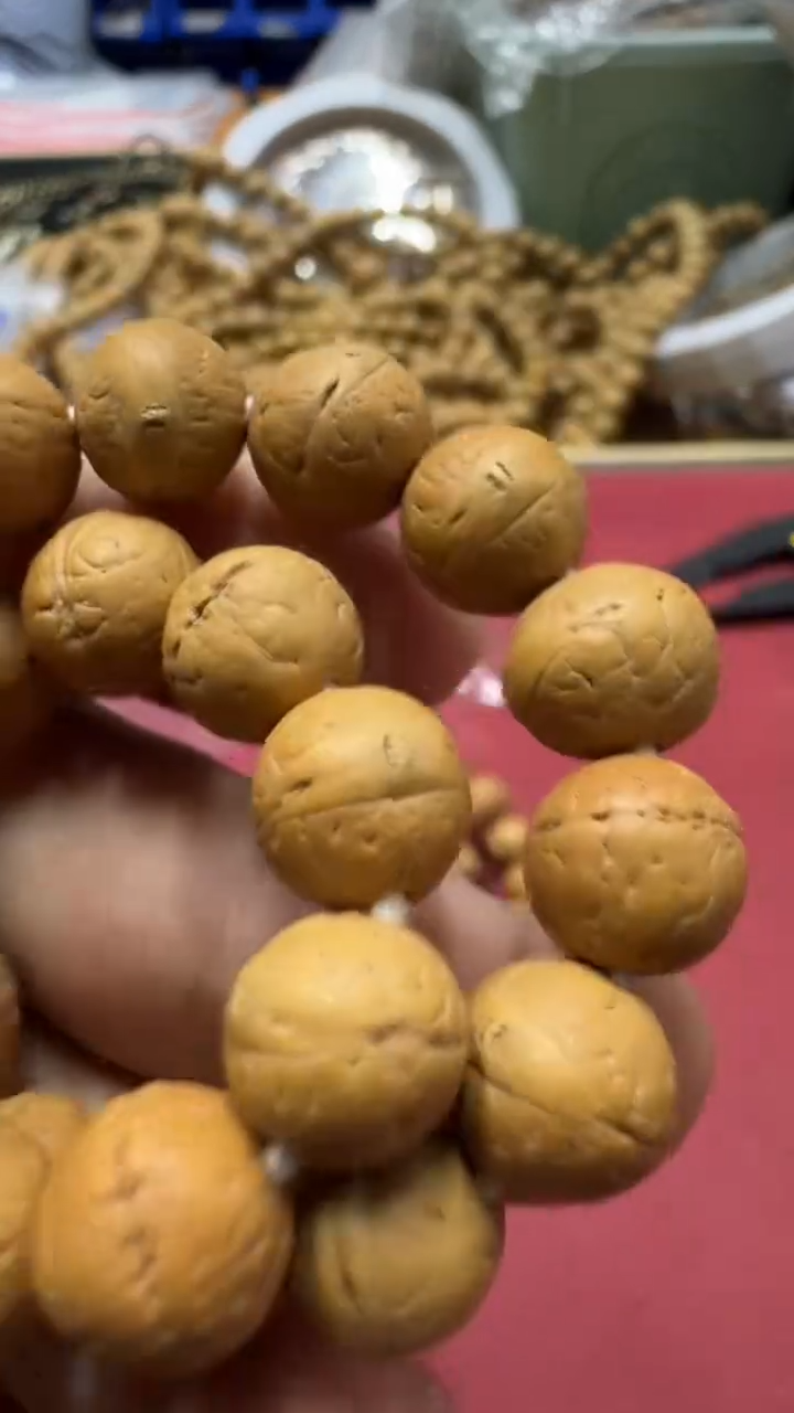 吊坠凤眼菩提单仓10 MM 有裂