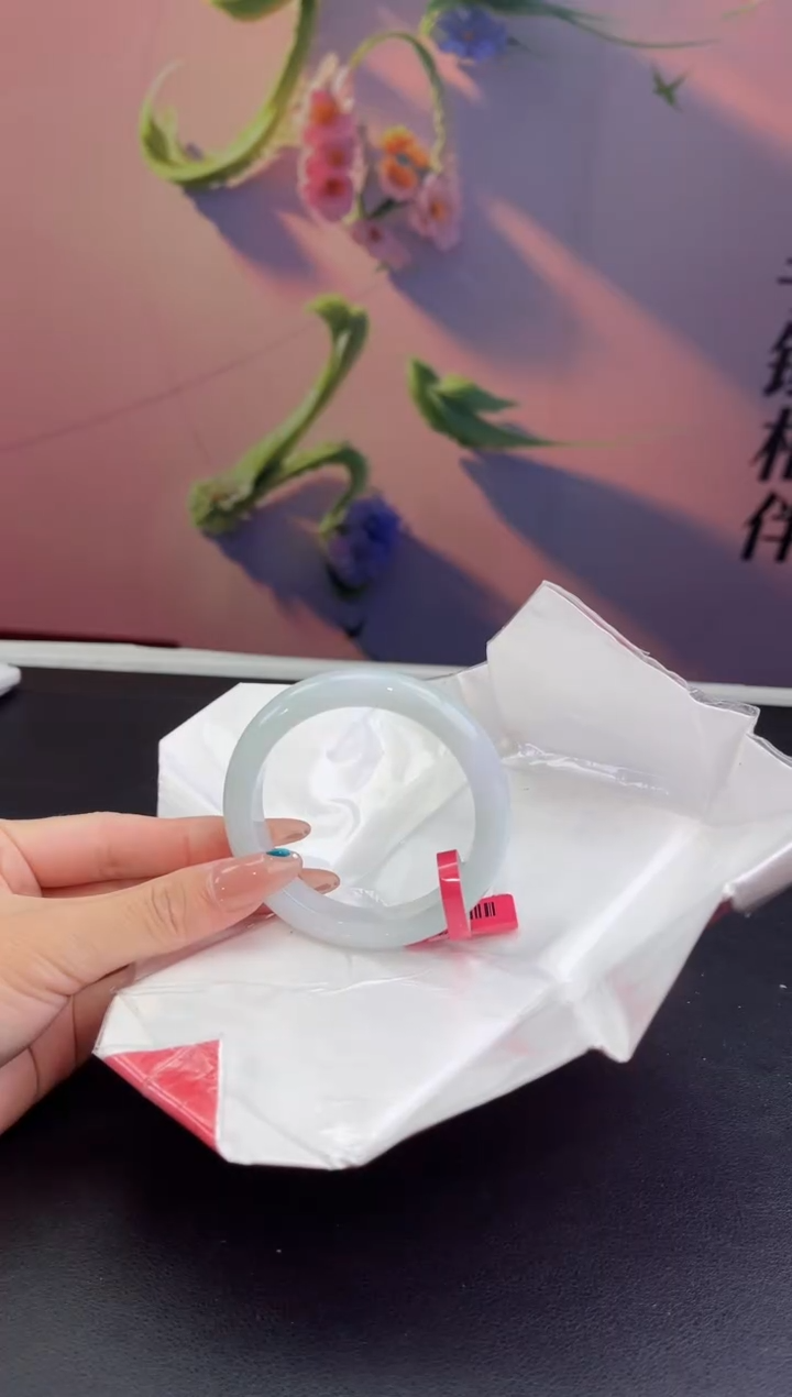 翡翠未镶嵌手镯翡翠手镯