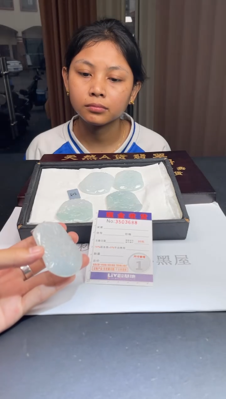 未镶嵌定制翡翠未抛光毛货多样性发其一拍一发一3688