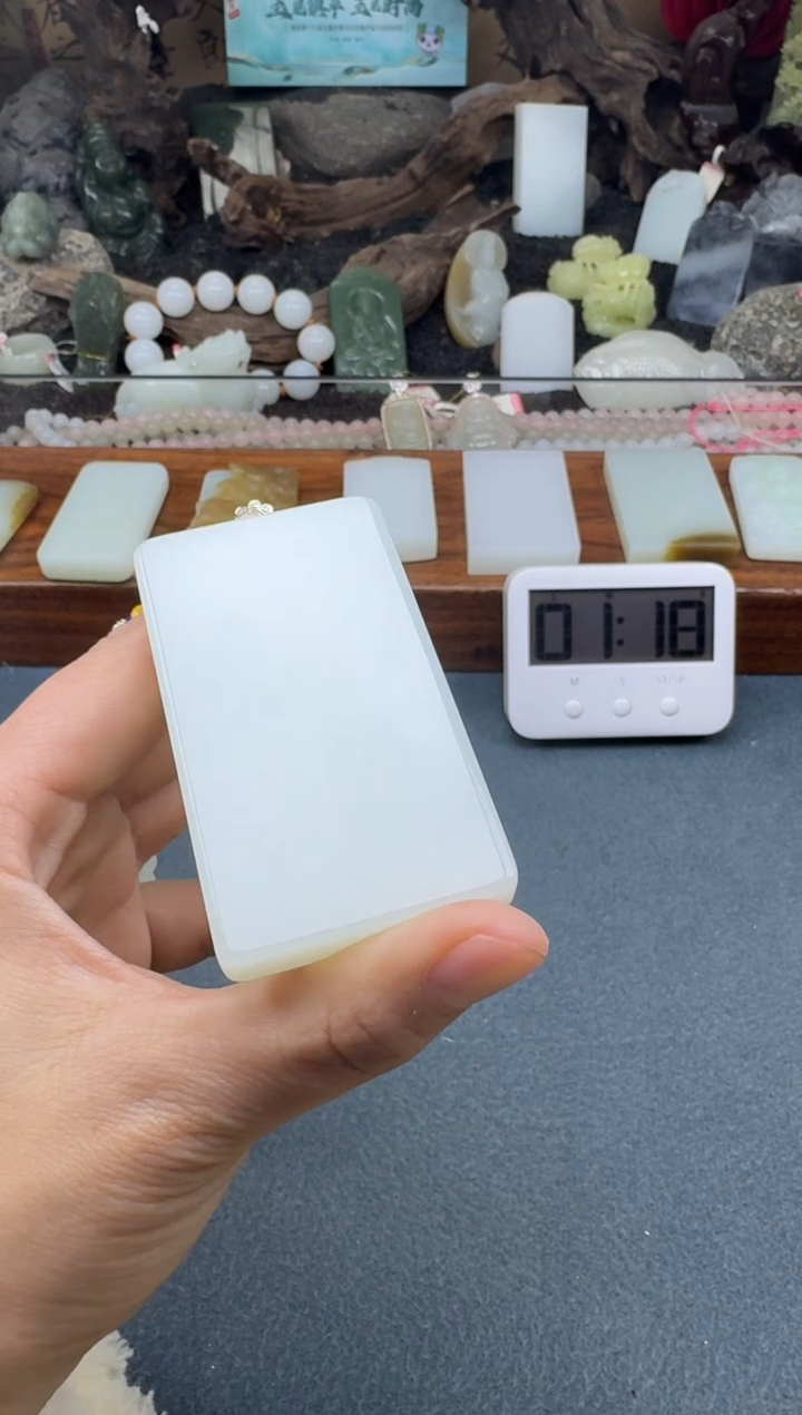 【闪购商品】和田玉未镶嵌颈饰多多