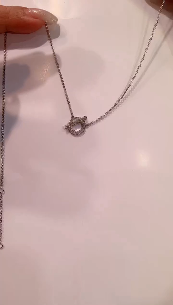 【闪购商品】钻石项链18K金镶嵌小Q项链