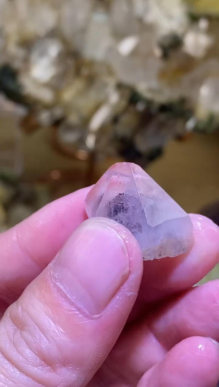 未镶嵌珠宝半成品水晶41号四川超七花园水晶原石