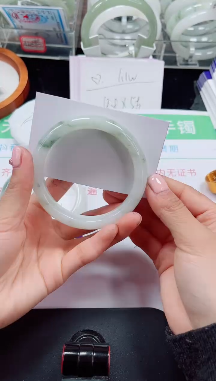 未镶嵌手镯石英质玉115-60/61