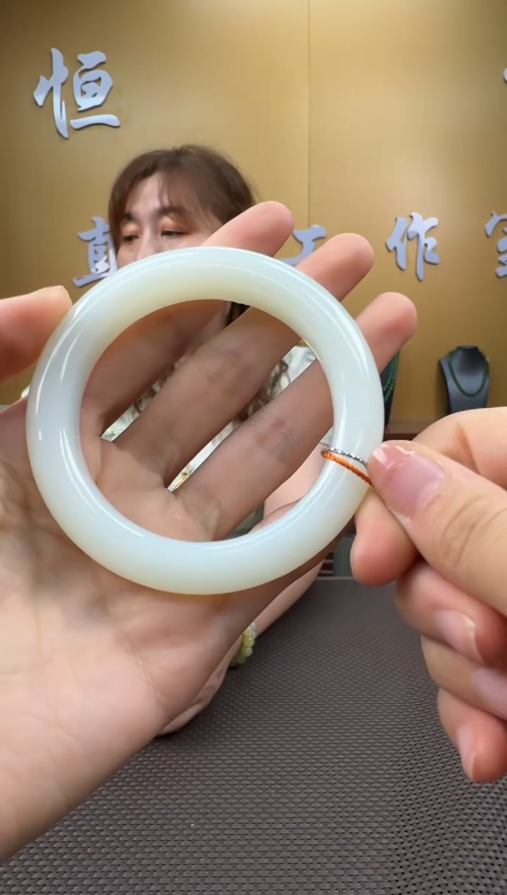 和田玉未镶嵌颈饰手镯55