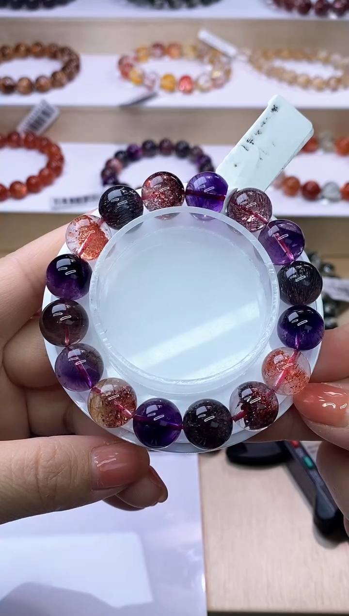 【闪购商品】水晶手链未镶嵌黑加仑超七12m+