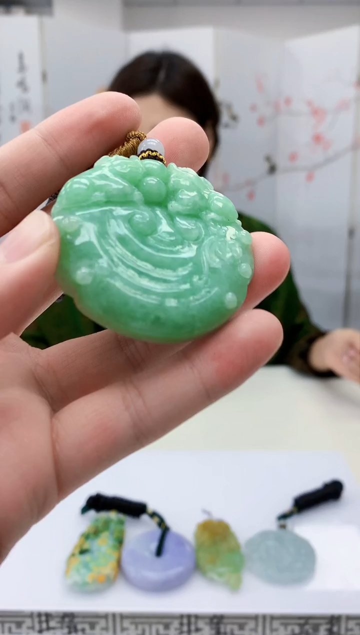 【闪购商品】定制翡翠未镶嵌4829bb-毛货挂件46