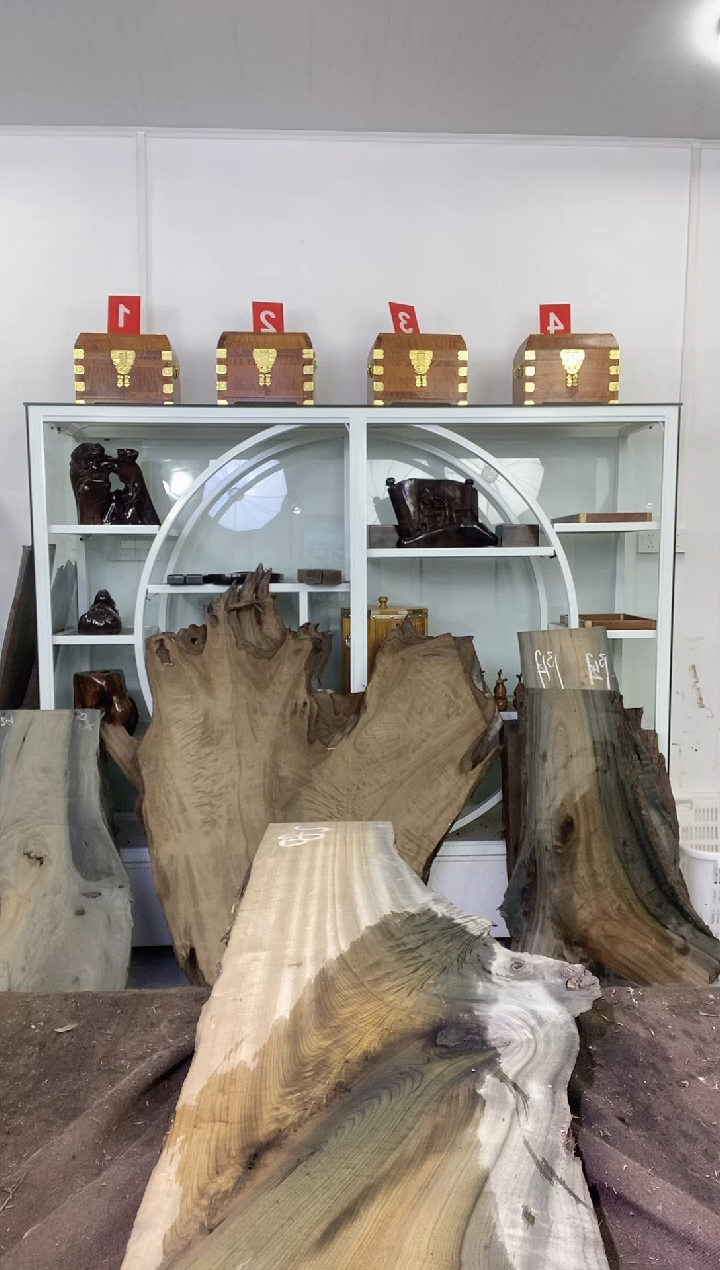 大***流金丝楠木原料木材