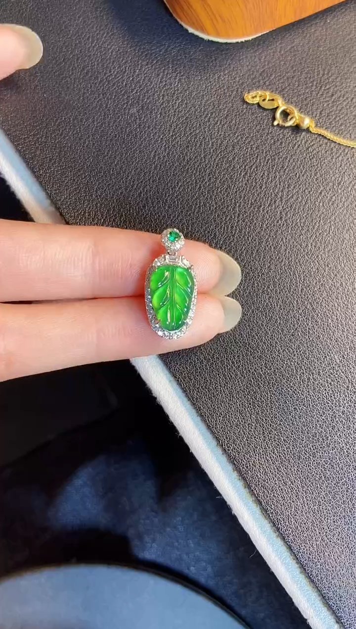 吊坠(不含链)银S925镶嵌翡翠1