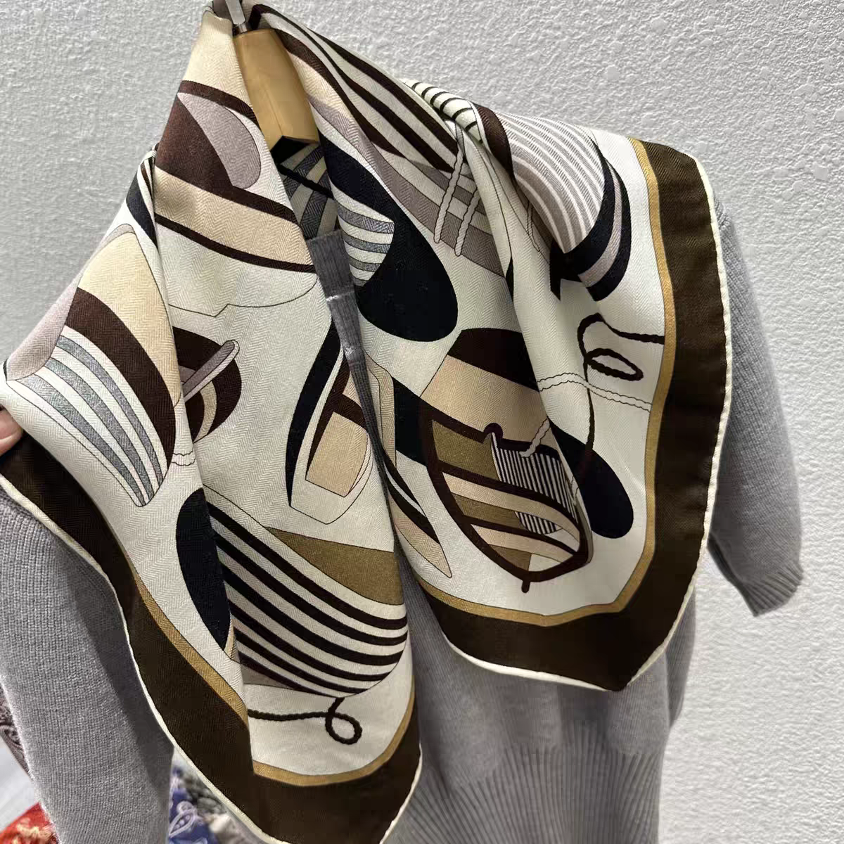 桑蚕丝+羊毛小船拼色中方巾复古真丝春秋季百搭真丝领巾