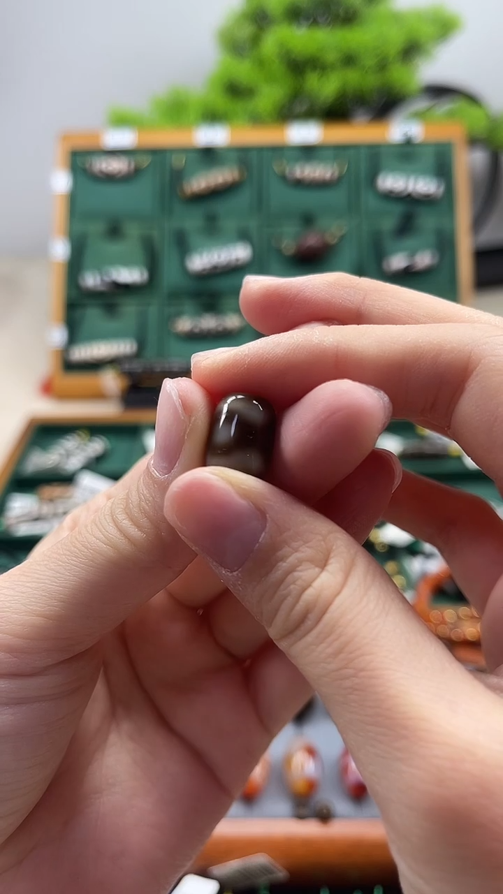 玛瑙/玉髓颈饰未镶嵌1.（微瑕随机发货）