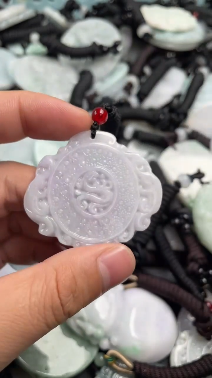 翡翠未镶嵌吊坠(不含链)1