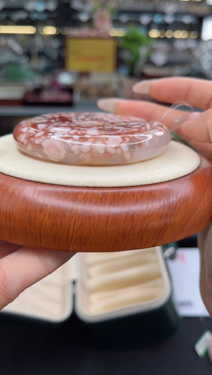 【闪购商品】石英质玉手镯未镶嵌62圈口（赠品镯心）S9089