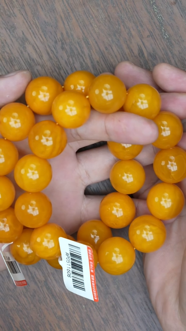 【闪购商品】琥珀裸石未镶嵌老蜡圆珠手串多样性发其一