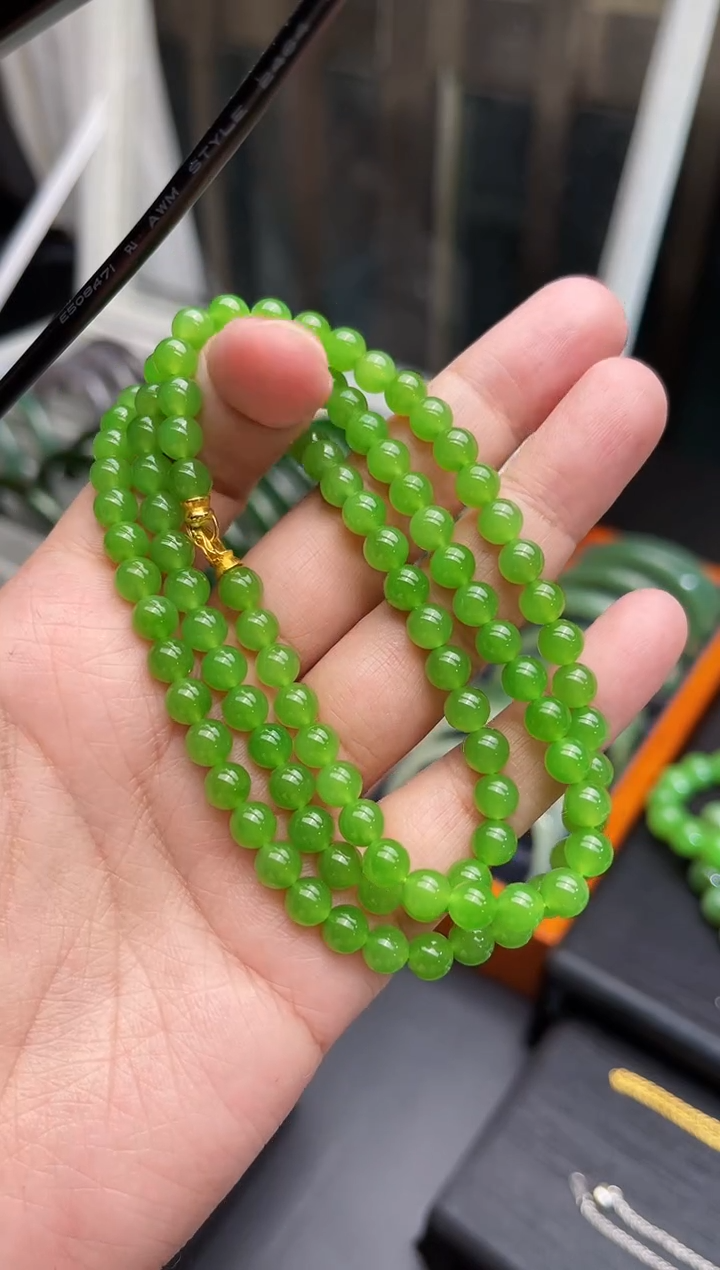 【闪购商品】和田玉项链18K金镶嵌卡6苹果绿项链108颗