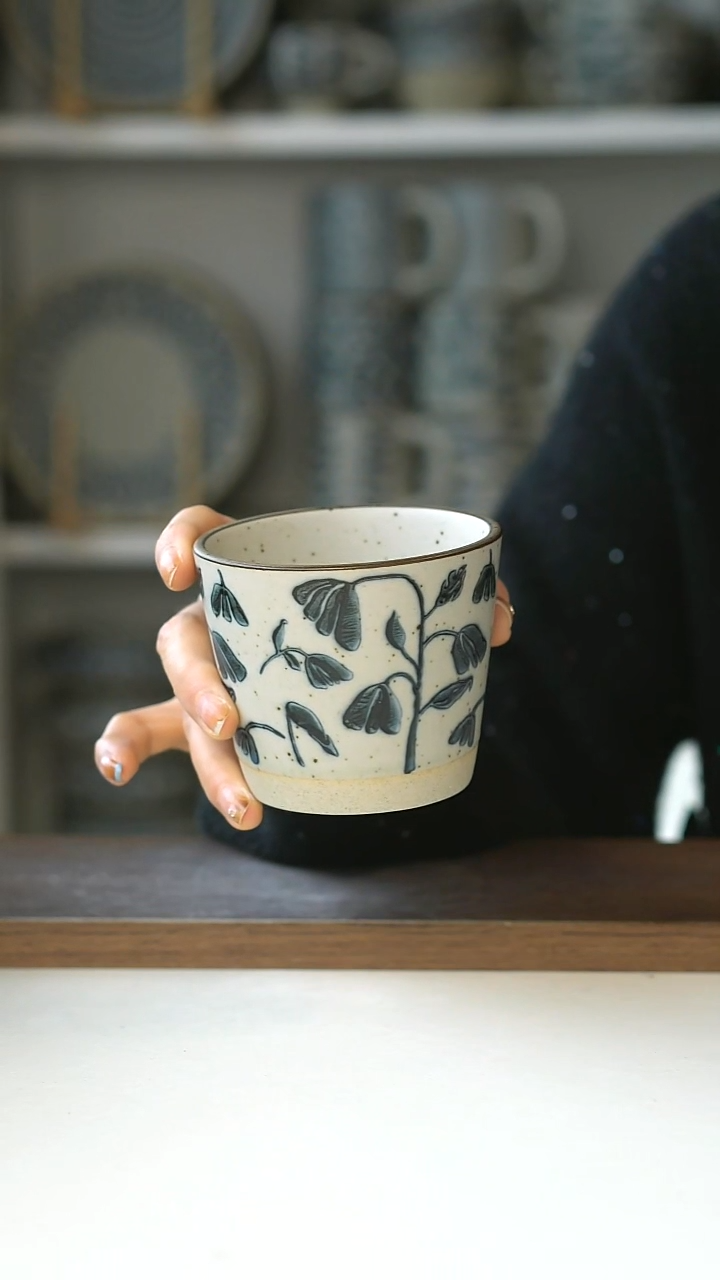 陶粗陶青花手绘铃兰花猪口杯220ml@7-7@