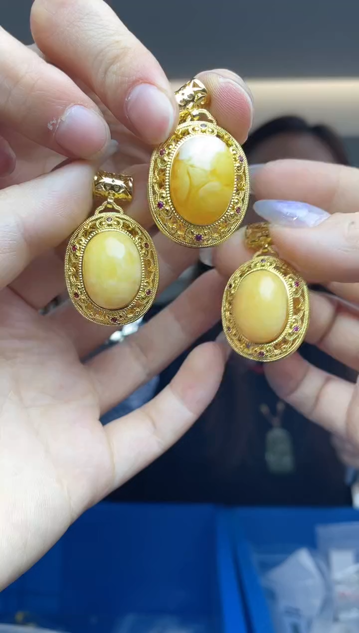 【闪购商品】蜜蜡裸石未镶嵌（多样性发一件）