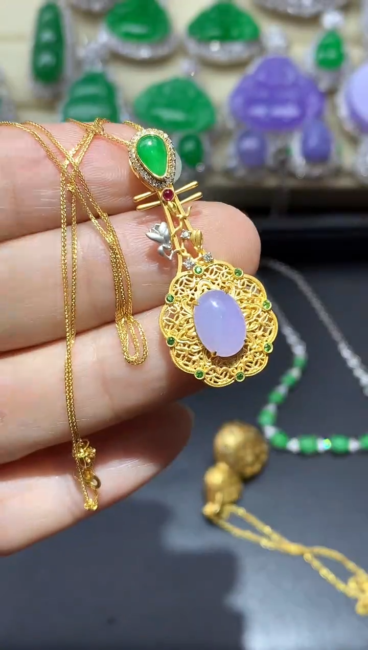 颈饰18K金镶嵌翡翠548-中国好珍宝