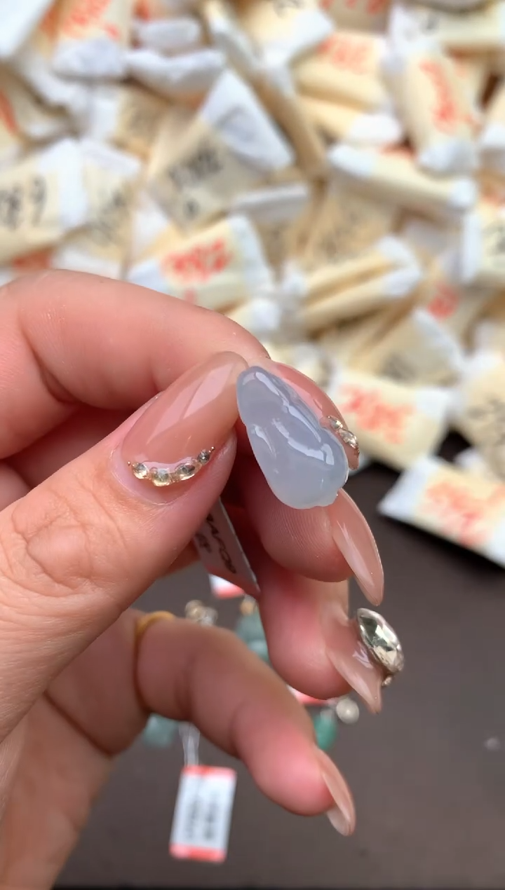 【闪购商品】翡翠挂件未镶嵌一