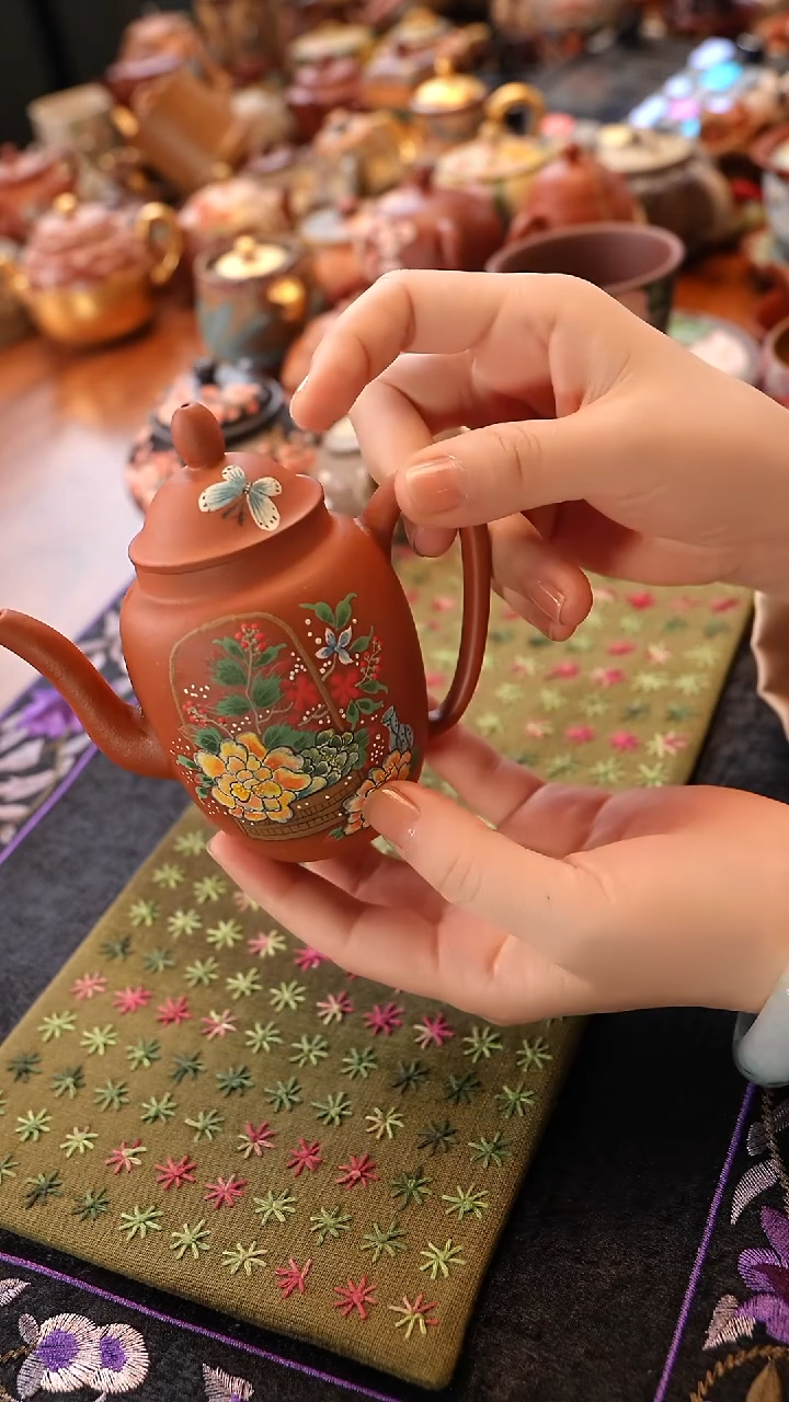 茶壶紫砂大红泥高宫灯
