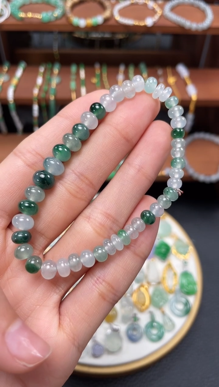 【闪购商品】翡翠套链未镶嵌一个   JK481