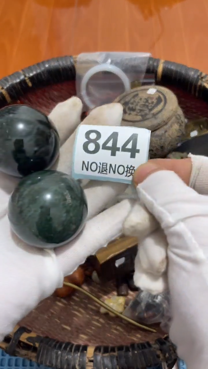 陶瓷成***后直播间火爆热卖啊