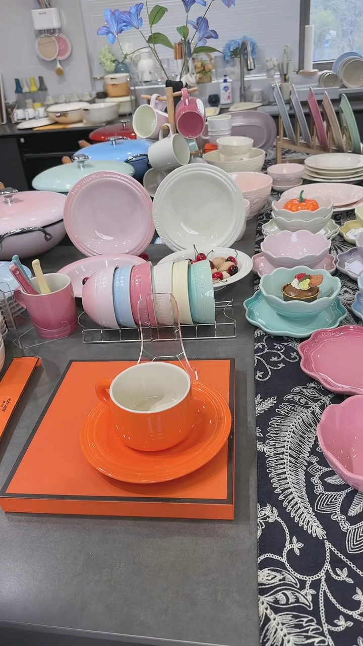 【闪购商品】瓷礼盒1个装杯碟套组380ml-柿子橙