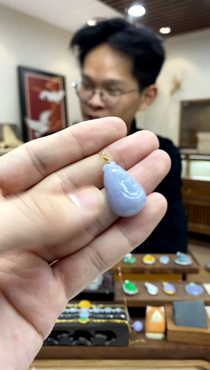 【闪购商品】翡翠吊坠(不含链)18K金镶嵌如意