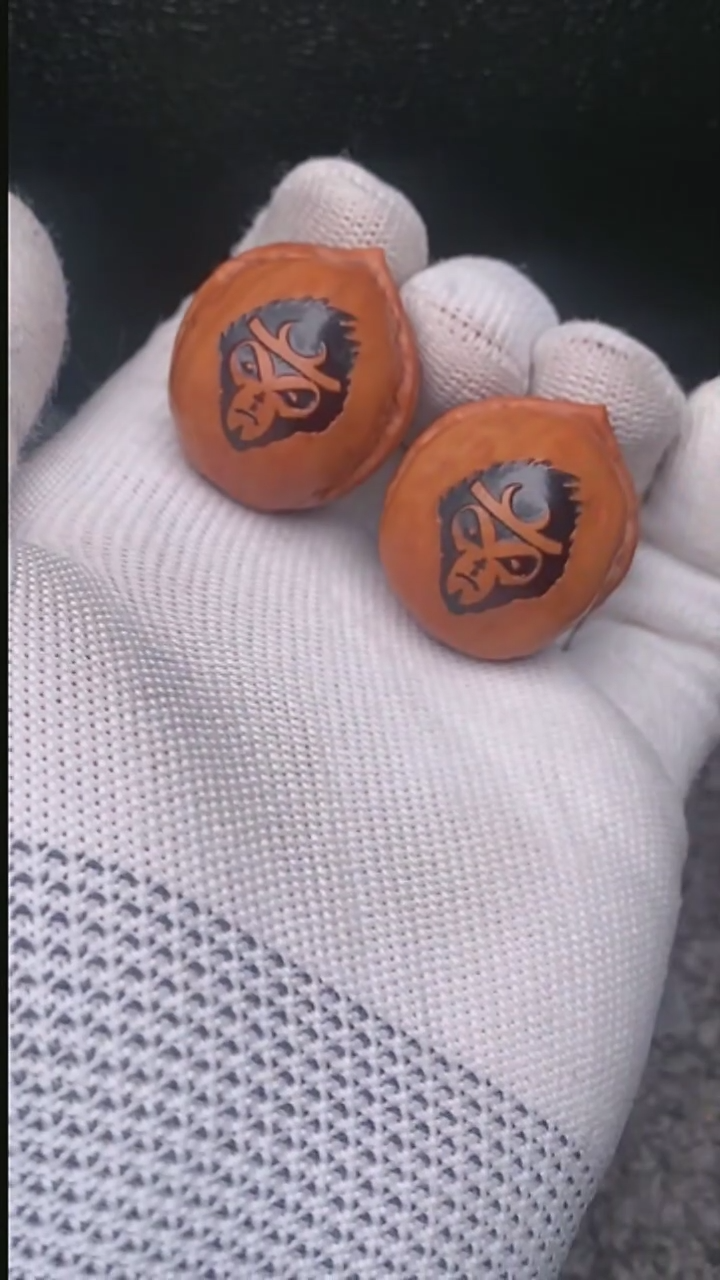 【闪购商品】文玩核桃把件光头强黑悟空