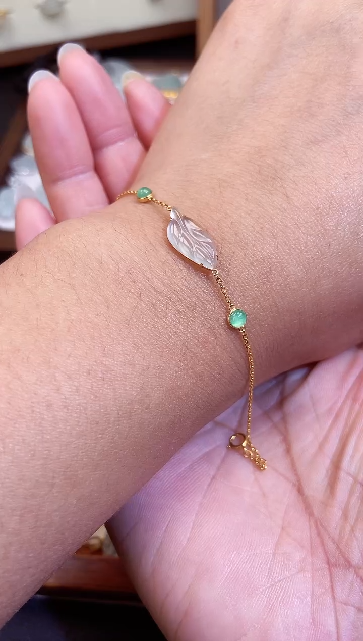 【闪购商品】翡翠颈饰18K金镶嵌12345678