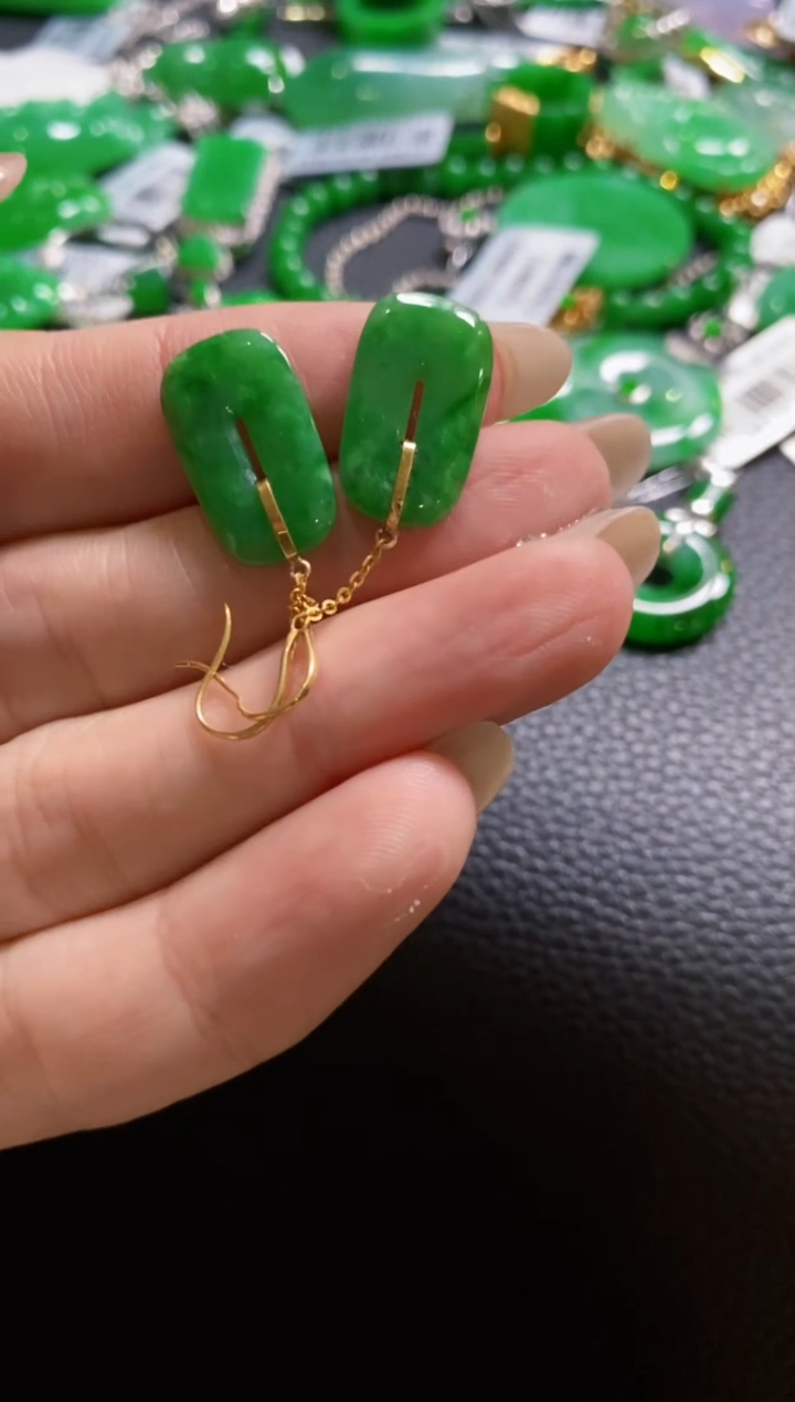 【闪购商品】定制翡翠18K金镶嵌耳饰