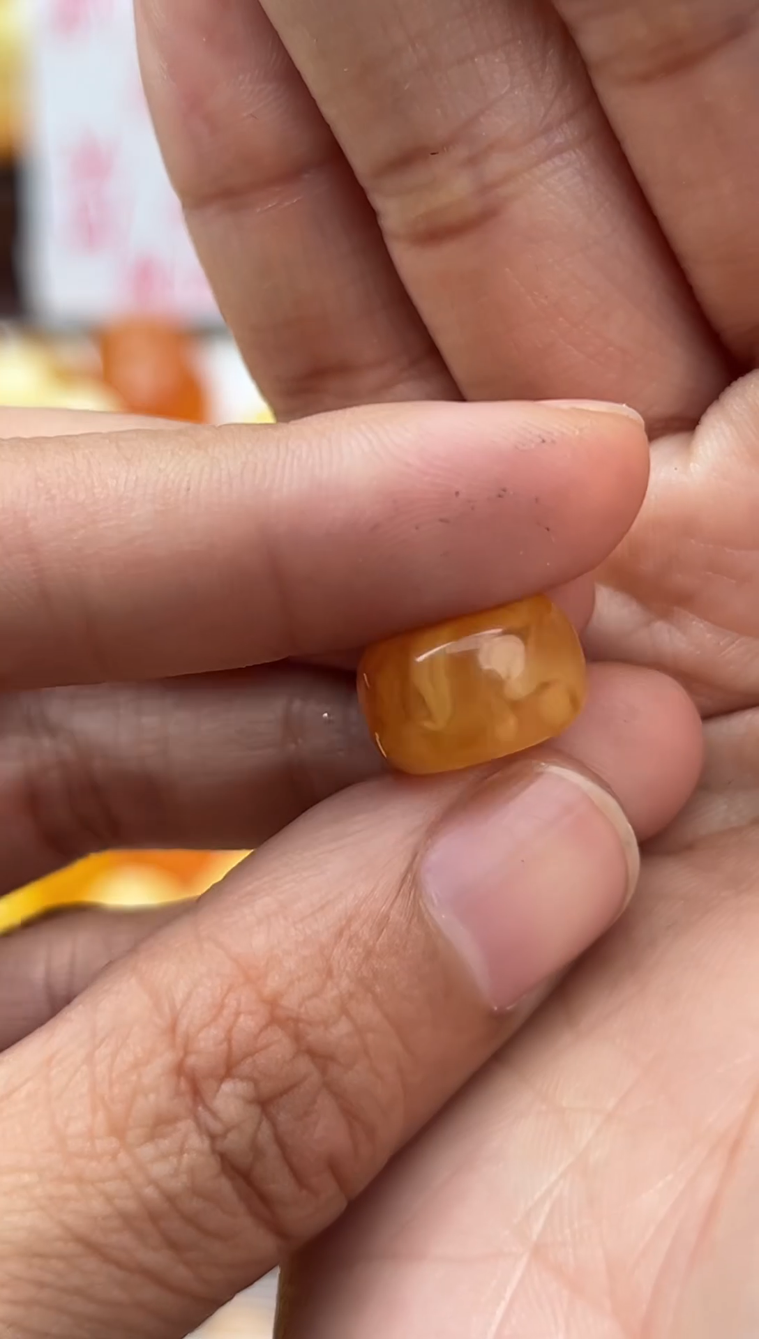 裸石蜜蜡未镶嵌天然蜜蜡微瑕珠子 假一赔万