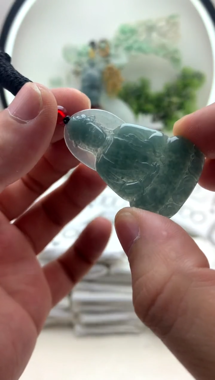 颈饰未镶嵌翡翠小素衣