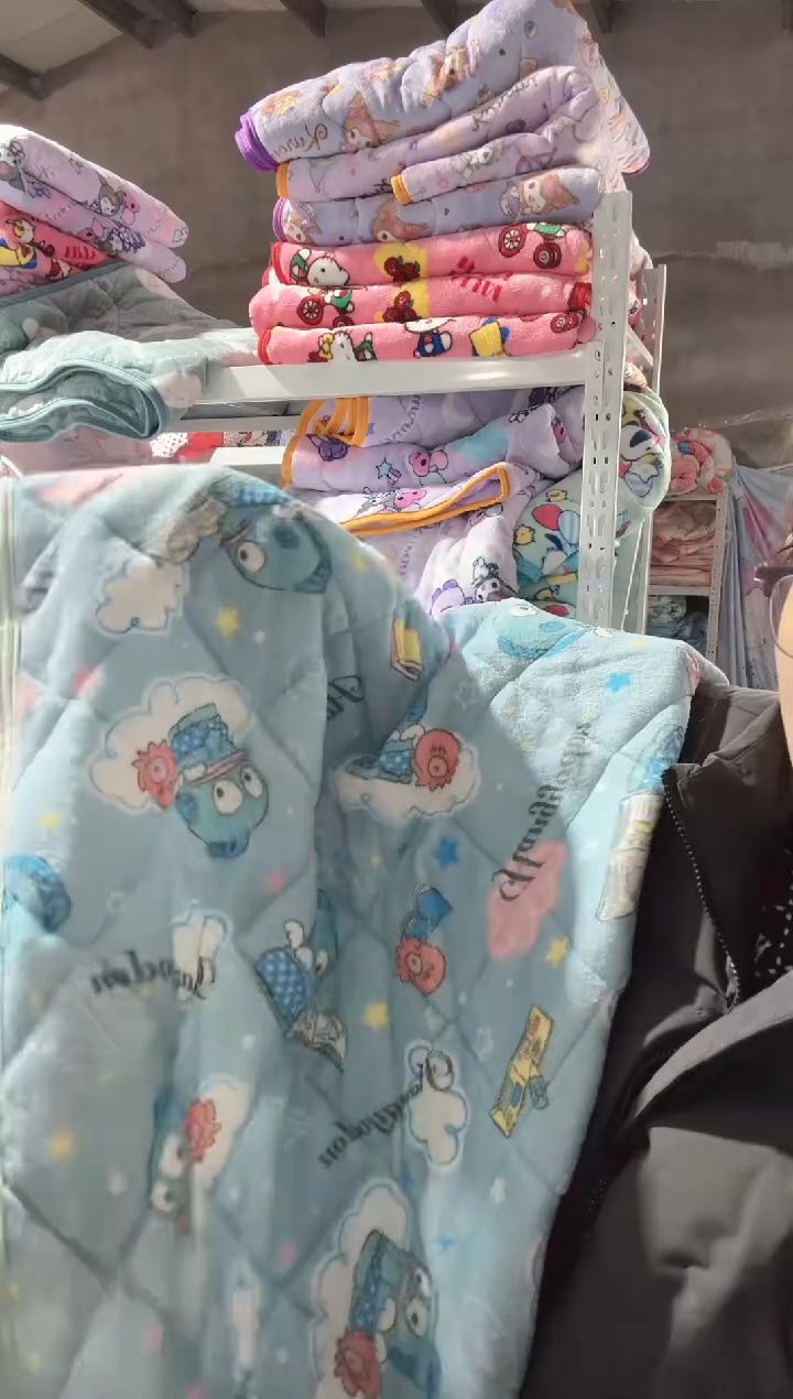 瑕疵   满35包邮   180*200绒