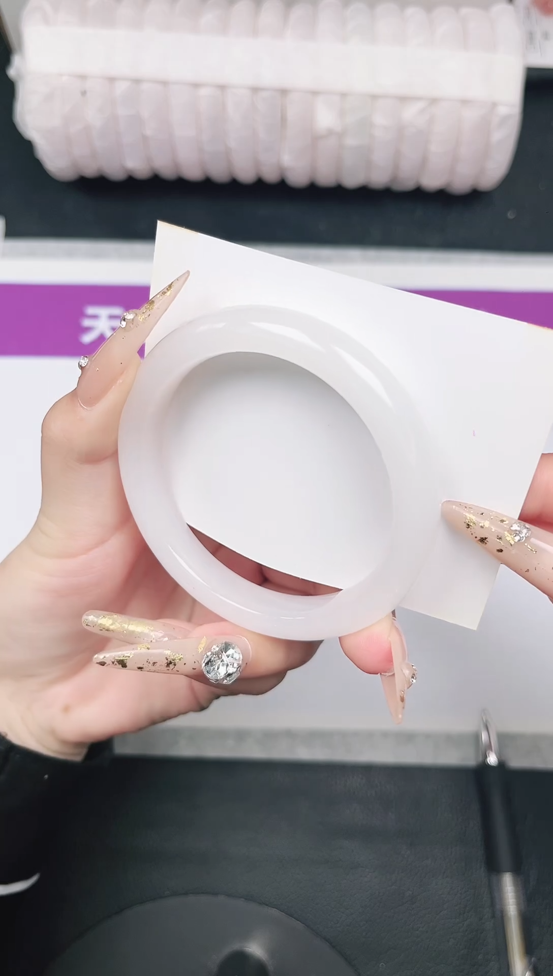 未镶嵌手镯石英质玉8-59