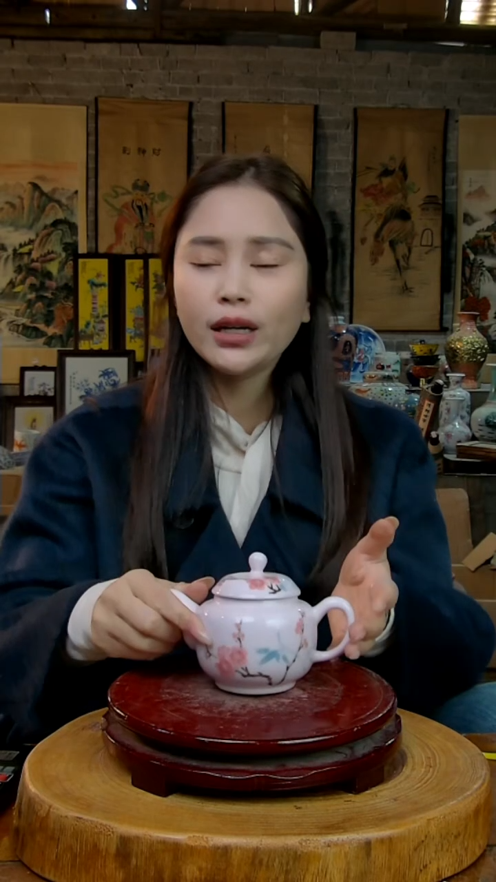 摆件陶稀土翠竹红梅壶