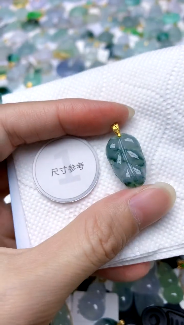 颈饰银S925镶嵌翡翠天然A货翡翠