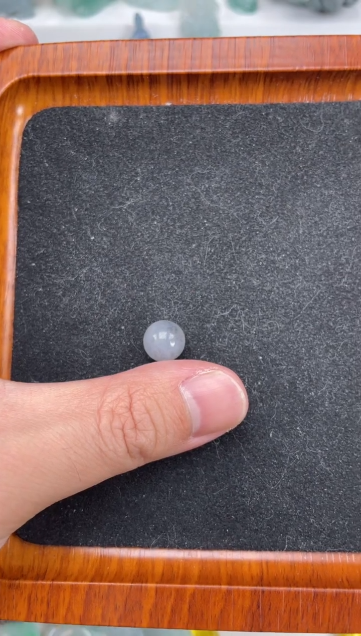 【闪购商品】翡翠颈饰未镶嵌翡翠珠子