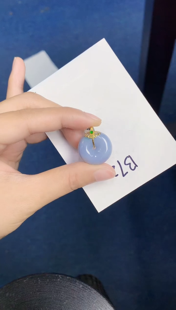 【闪购商品】翡翠颈饰18K金镶嵌000000000