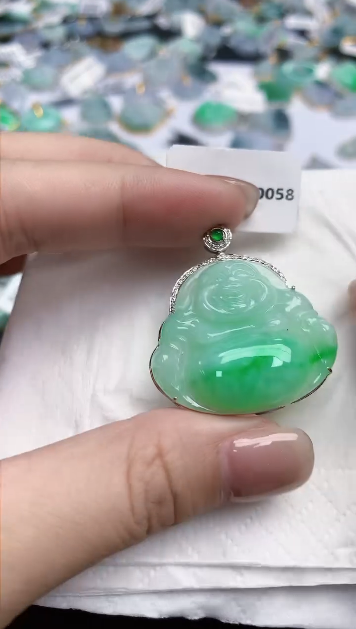 【闪购商品】翡翠颈饰18K金镶嵌天然缅甸翡翠A货