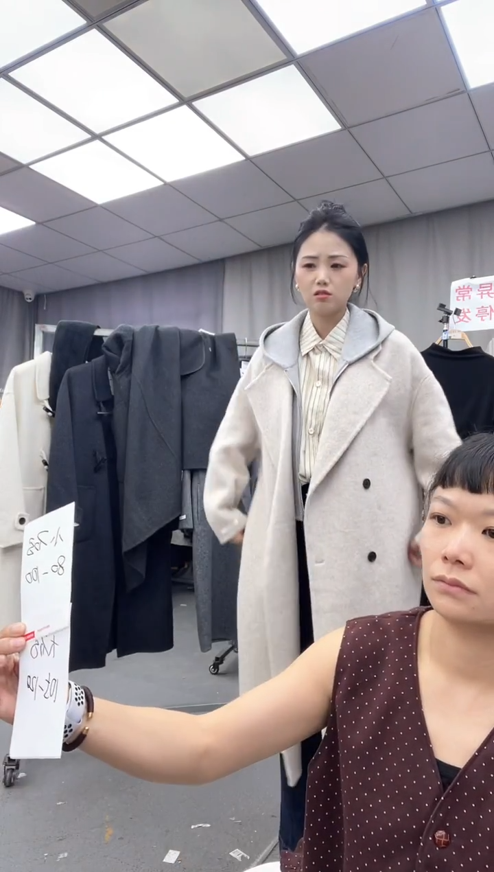 棉M   码大哥家漂亮衣服漂亮颜色  