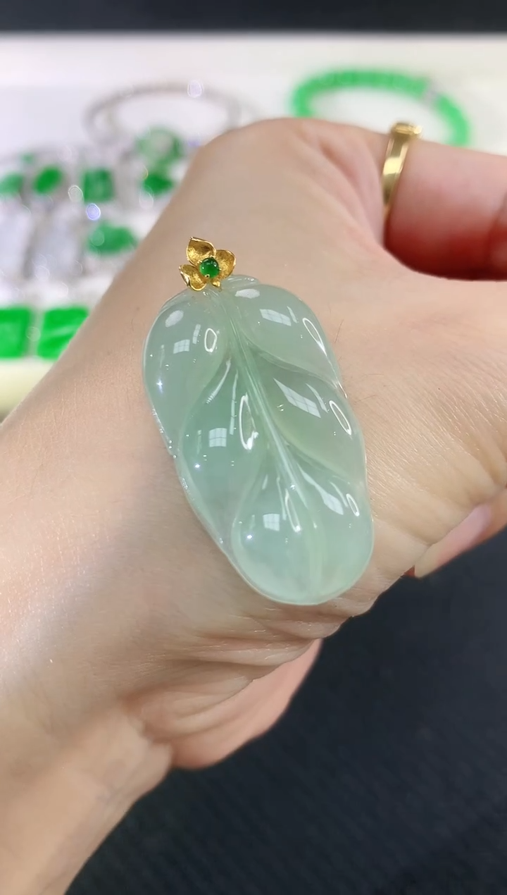 吊坠(不含链)18K金镶嵌翡翠7|1680