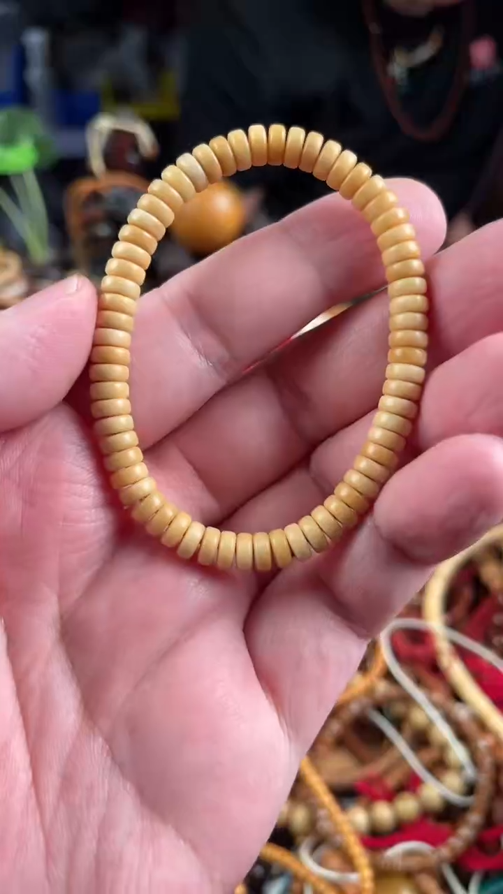 白玉菩提吊坠王胖子文玩工作室龙脊7*3左右药片