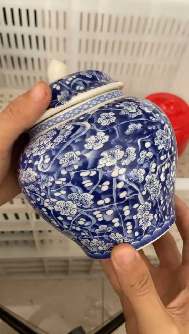 无运费险有瑕疵的摄影的产品有使用过的痕迹有点脏介意勿拍