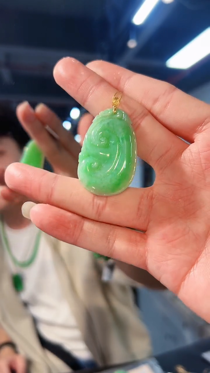 【闪购商品】翡翠颈饰18K金镶嵌缅料A货/支持复检/一件