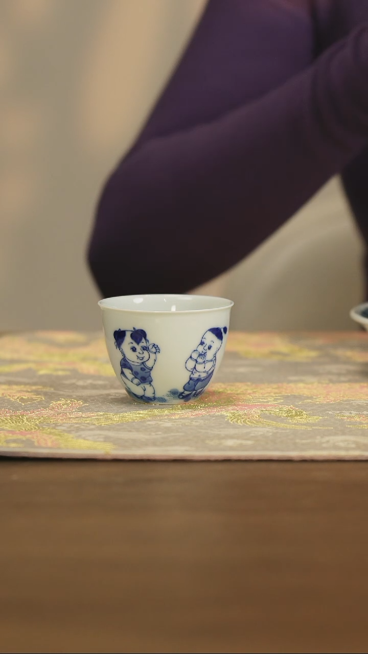 【闪购商品】景德镇手工青花童趣小缸杯