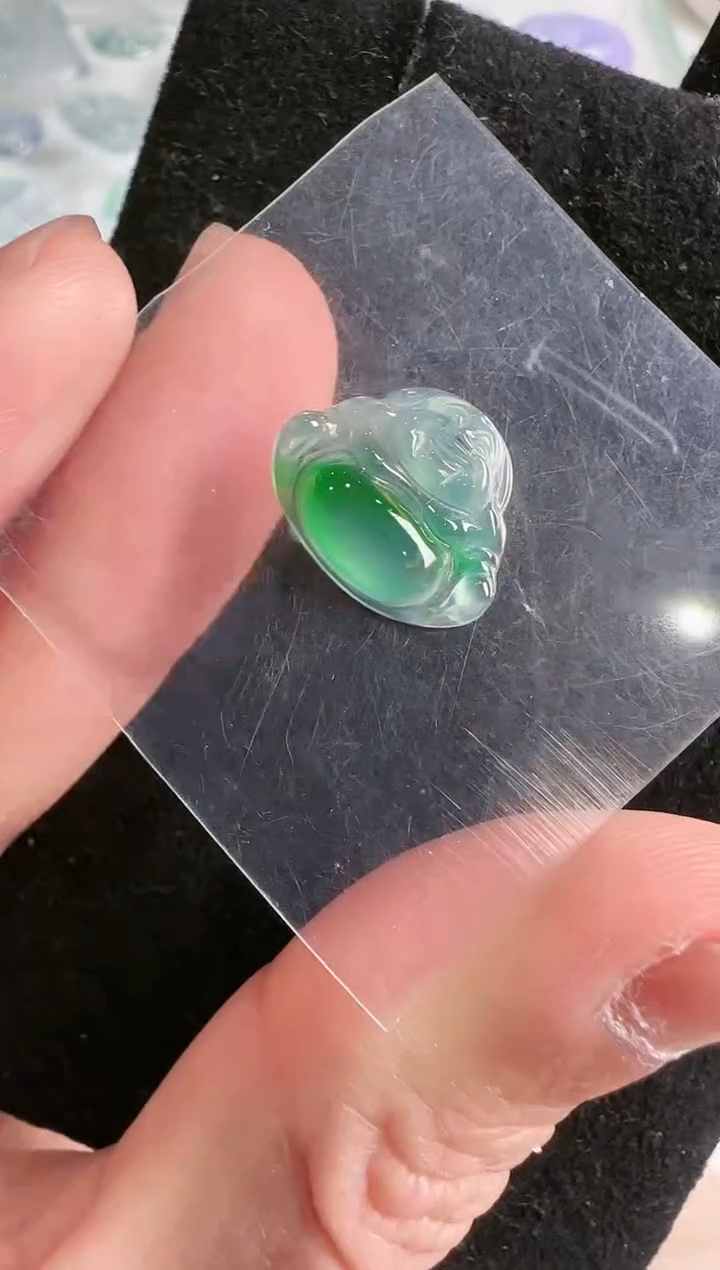 【闪购商品】翡翠吊坠(不含链)未镶嵌··